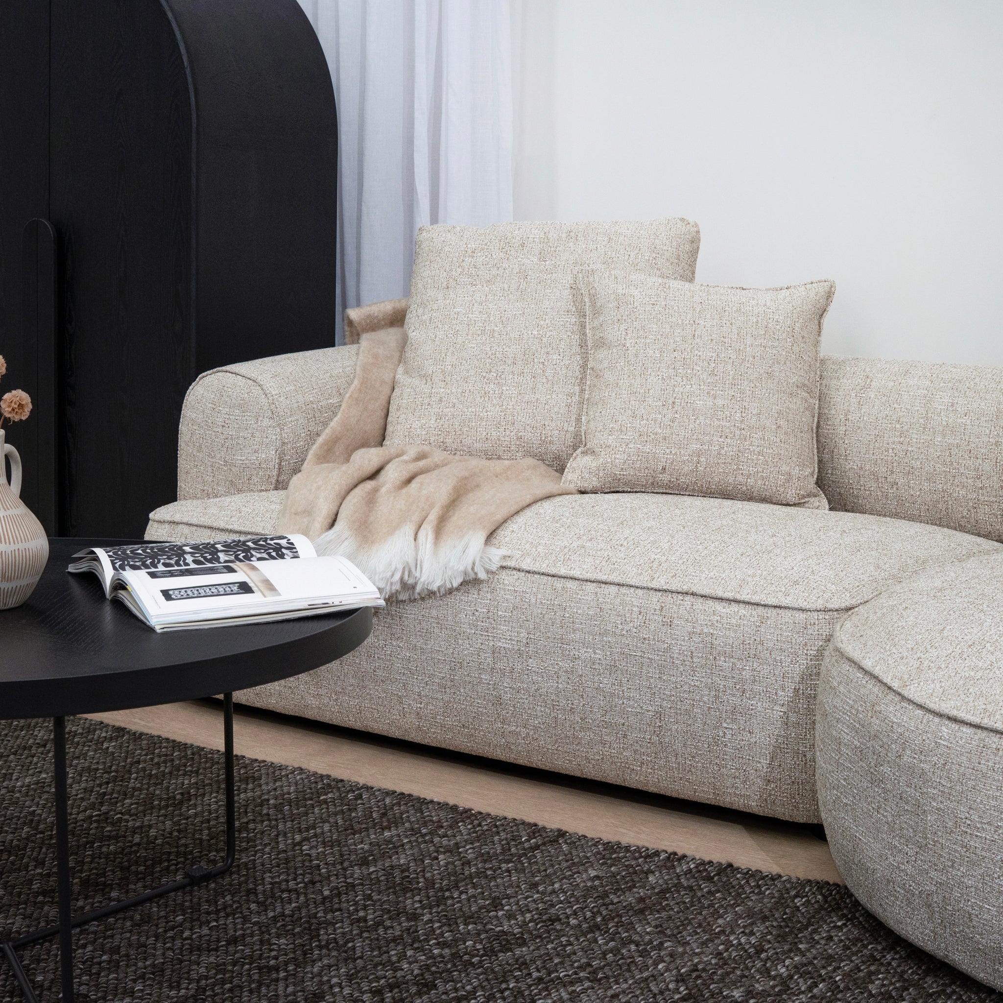 Carina Right Chaise Sofa - Pale Beige - Image 3